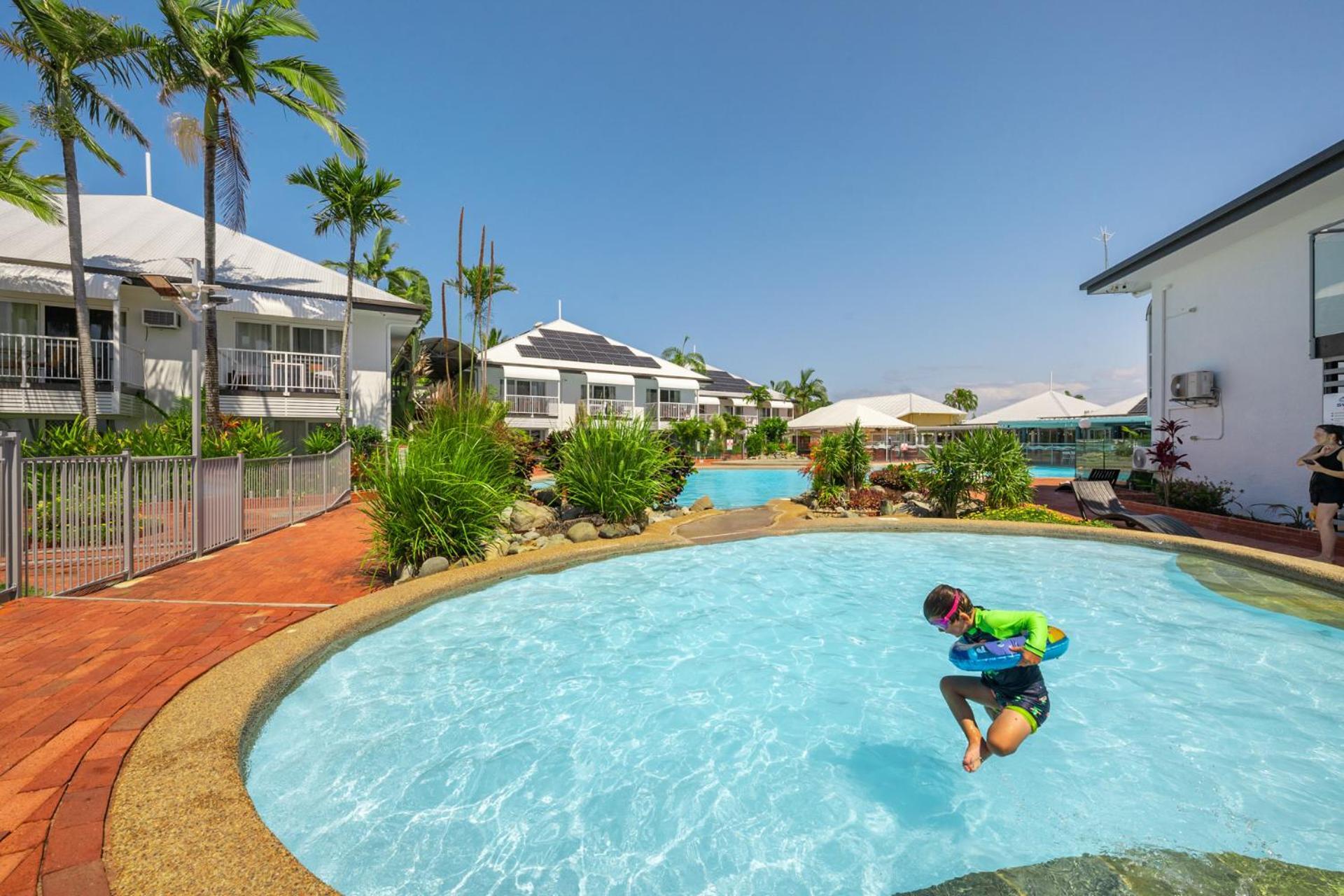 The Resort At Dolphin Heads Mackay Exterior photo